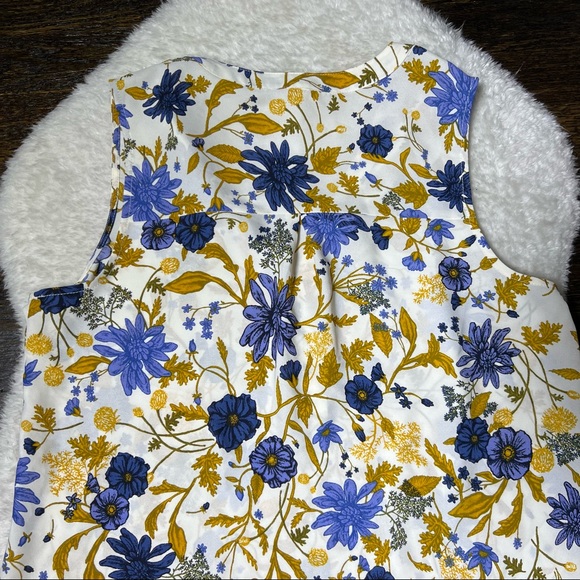 NWT Maurices Blue and Gold Floral Tank Top Blouse - Picture 6 of 11